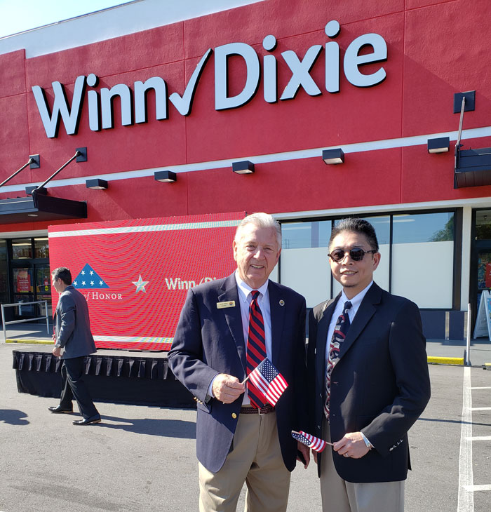 Our Neptune Beach Winn Dixie always remembers our fallen servicemen and women on Memorial Day, with Councilman Scott Wiley